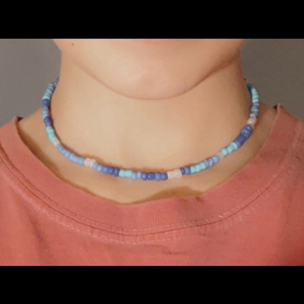 Blue choker necklace